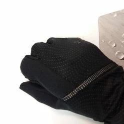 Under Armour Storm Liner Gloves W/Tread Palm -Sporting Goods Store 1320484w 76723.1650348030